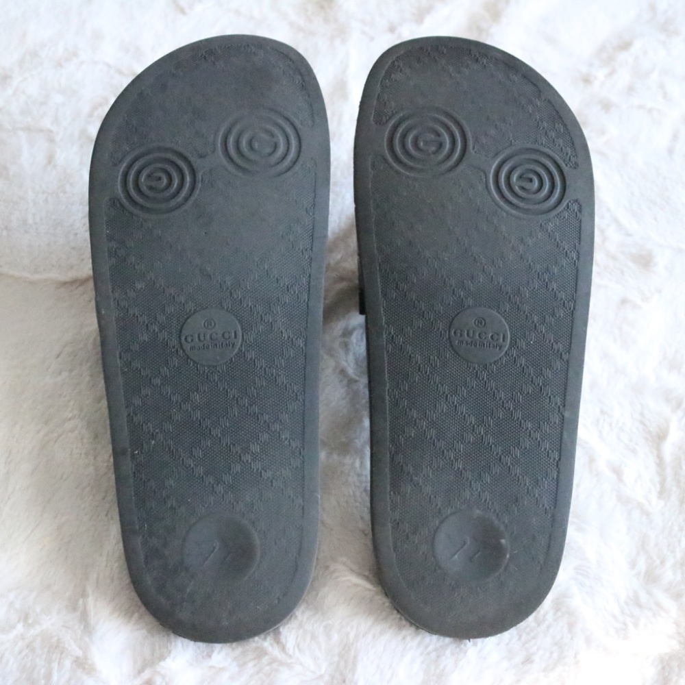 Gucci Green and Red Striped Rubber Slide Sandal - Picture 5 of 8